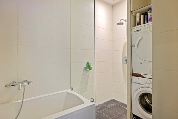 Medium property photo - Graaf Florisstraat 23H, 1091 TE Amsterdam
